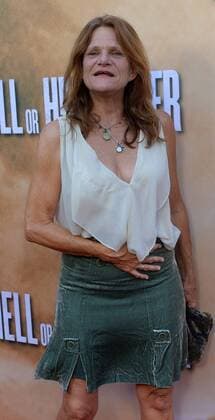 Cast member Dale Dickey attends the premiere of the motion picture crime drama Hell or High Water at the ArcLight Cinema Dome in the Hollywood section of Los Angeles on August 10, 2016. Storyline: A divorced dad and his ex-con brother resort to a desperate scheme in order to save their family s farm in West Texas.  LAP2016081014 JIMxRUYMEN
