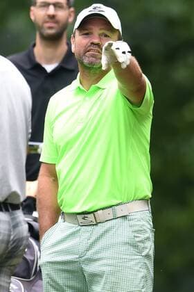 Charity-Golf-Open 2016 am 13.08.2016 im Osnabrücker Golf Club in Bissendorf Sven Ottke gibt Anweisungen. Foto: osnapix Charity-Golf-Open 2016 mt