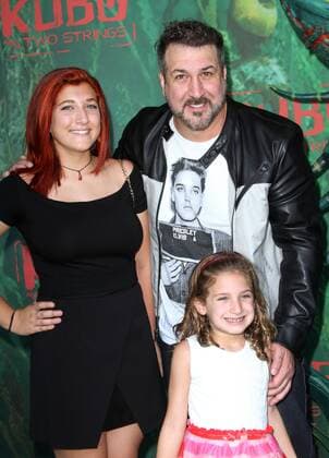 August 14, 2016 - Los Angeles, CA, United States - 14 August 2016 - Los Angeles, California - Joey Fatone, daughters Briahna Joely Fatone, Kloey Alexandra Fatone. Kubo and The Two Strings World Premiere held at the AMC Universal City Walk Universal Studios Hollywood in Los Angeles. Photo Credit: AdMedia Los Angeles United States - ZUMAa123