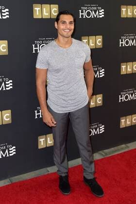 Christian Ochoa beim Preview der TV-Serie Too Close To Home im Paley Center for Media. Beverly Hills, 16.08.2016 Foto:xD.xStarbuckx xFuturexImage