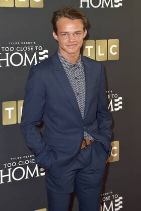 Curran Walters beim Preview der TV-Serie Too Close To Home im Paley Center for Media. Beverly Hills, 16.08.2016 Foto:xD.xStarbuckx xFuturexImage