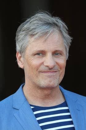 . 17 08 2016. London, United Kingdom. Viggo Mortensen arriving for the Captain Fantastic premiere in London.  xStephenxLockx xi-Imagesx IIM-13319-0007