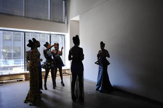August 20, 2016 - Toronto, Canada - Models taking pictures and selfies at the backstage during the African Fashion Week in Toronto,Canada on 20th August,2016. Toronto Canada  - ZUMAn230