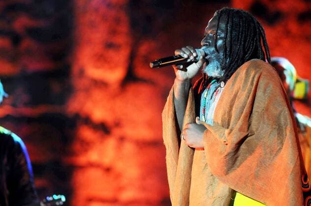 Concert at the Carthage International Festival Ivorian Tiken Jah Fakoly is an icon for the entire African continent, it is also Francophone Reggae artist most recognized in the world, with a record demimillion sold in France, a victory of the Music in 2003, and a concert at Bercy in 2011. Carthage International Festival 