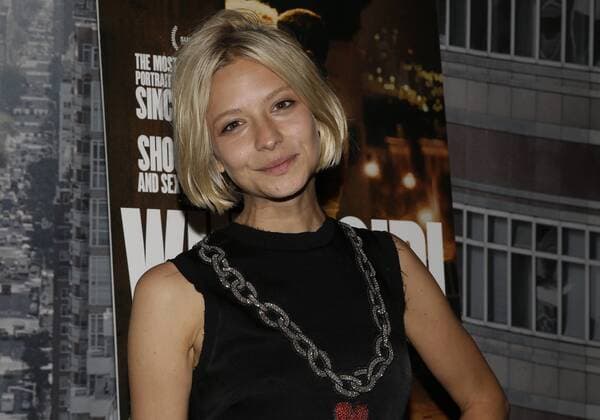 Annabelle Dexter-Jones arrives on the red carpet at the White Girl New York Premiere at Angelika Film Center on August 22, 2016 in New York City in New York City on August 22, 2016.  NYP201608221008 JOHNxANGELILLO