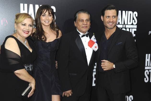 Felicidad Duran, Ana de Armas, Roberto Duran und Edgar Ramirez bei der Premiere des Kinofuls Hands of Stone im SVA Theatre. New York, 22.08.2016 Foto:xD.xVanxTinex xFuturexImage