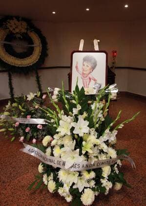 Trauerfeier für Evita Munoz Chachita in Mexiko-Stadt MEX001. CIUDAD DE MÉXICO (MÉXICO), 24 08 2016.- A view of the funeral service of Mexican actress Evita Munoz Chachita , 24 August 2016. Munoz, who passed away last night, was a pioneer of Mexican cinema and deserves all kind of tributes for her contributions, said actor Luis Bayardo during the service of Chachita . EFE Mario Guzman Evita Munoz passed away in Mexico City !ACHTUNG: NUR REDAKTIONELLE NUTZUNG!  MEX001 20160824-636076762517705385