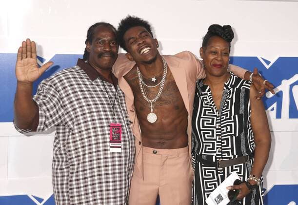 August 28, 2016 - New York, New York, U.S. - Hip hop artist DESIIGNER and his PARENTS attend the arrivals at the 2016 MTV Video Music Awards held at Madison Square Garden. New York U.S. - ZUMAk03_