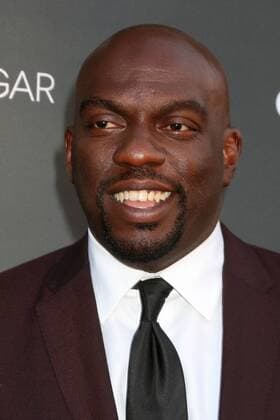 LOS ANGELES - AUG 29: Omar J Dorsey at the Premiere Of OWN s Queen Sugar at the Warner Brothers Studios on August 29, 2016 in Burbank, CA  KathyxHutchins