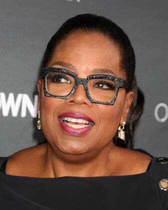 LOS ANGELES - AUG 29: Oprah Winfrey at the Premiere Of OWN s Queen Sugar at the Warner Brothers Studios on August 29, 2016 in Burbank, CA  KathyxHutchins