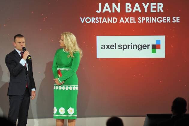 19.Goldener Computerpreis 2016 Jan Bayer, Barbara Schoeneberger Verleihung des 19. Goldener Computers der Fachzeitschrift Computer Bild im Axel-Springer-Haus in Berlin am 30.08.2016
