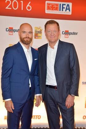 19.Goldener Computerpreis 2016 Axel Telzerow, Dr. Hans Hammer Verleihung des 19. Goldener Computers der Fachzeitschrift Computer Bild im Axel-Springer-Haus in Berlin am 30.08.2016