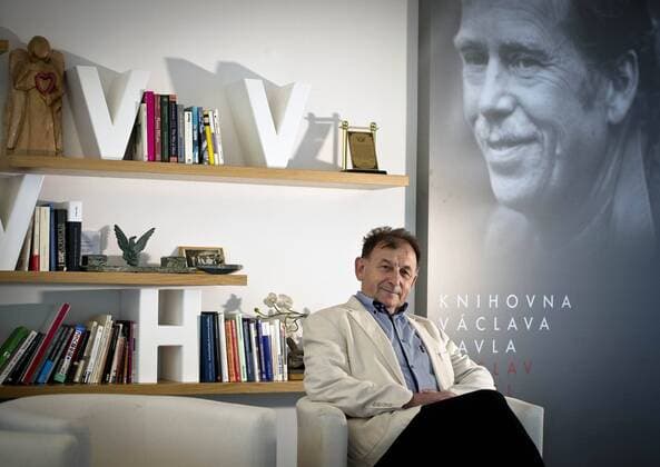 Vaclav Havel Library Director Michael Zantovsky gives an interview to CTK on the upcoming fifth anniversary of Havel s death in Prague, Czech Republic, August 31, 2016. (CTKxPhoto KaterinaxSulova) CTKPhotoP201608310535301  suk1