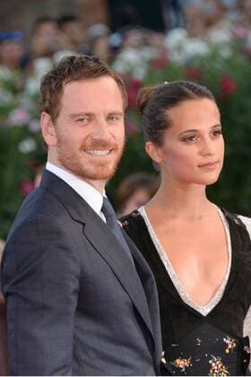 210942 Degun Starface 2016-09-01 Venise Italie Mostra 2016. 73nd Venice International Film festival. Photocall du film The light between oceans . Mostra 2016. 73nd Venice International Film Festival. Red Carpet of the light between oceans movie. Alicia Vikander .Michael Fassbinder. Fassbender, Michael; Vikander, Alicia  Copyright: xDegunx xStarfacex STAR_210942_014