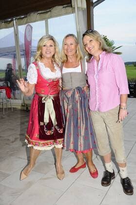 Marianne Hartl, Sybille Beckenbauer und Marianne Kreutzer 5. Marianne & Michael Lederhos«n Cup Golfclub Valley Golfplatz Tegernsee Muenchen 02. September 2016