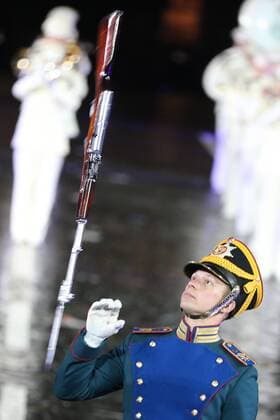 MOSCOW, RUSSIA - SEPTEMBER 4, 2016: The Honor Guard of the Presidential Regiment (Russia) perform at the closing ceremony of the 9th Spasskaya Tower international military music festival, in Red Square. Marina Lystseva TASS  TS02FD2C