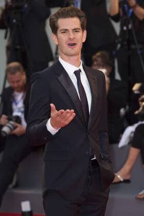 Wicked - Pressetermin zum Musical in Hongkong IPP DanieleCifal 04 09 2016 73. Internazionale d Arte Cinematografica Festival del Cinema di Venezia Filmfestival - Hacksaw Ridge Premiere Andrew Garfield  0