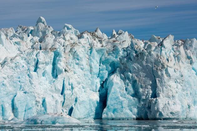 IMAGO Nature: Unsere Erde, Klimawandel, Gletscherschmelze Europa; Skandinavien; Fjord; Wasser; Eis; Grönland; Ostgrönland: Die Gletscherkante des Knud Rasmussen Gletscher