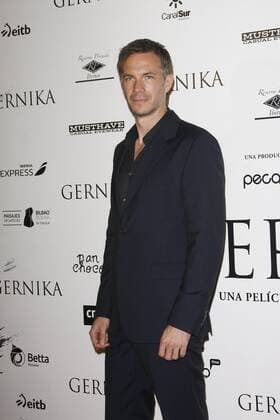 Estreno Gernica Celebrities attending an premier Guernica James Darcy Madrid 0509 2016 482 Cordon Press Photo by Paco Suarez Abad Cordon Press  PacoxSuarezxAbad