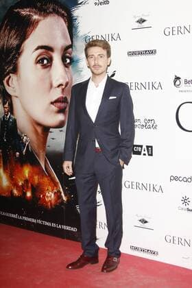 Estreno Gernica Celebrities attending an premier Guernica Victor Clavijo Madrid 0509 2016 482 Cordon Press Photo by Paco Suarez Abad Cordon Press  PacoxSuarezxAbad