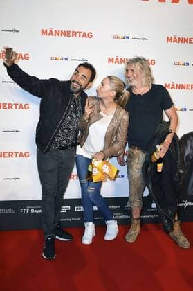 Adnan Maral, Michelle Monballijn und Joachim Masannek bei der Premiere des Kinofilms Männertag im Mathäser Filmpalast. München, 05.09.2016 Foto:xP.xSchönbergerx xFuturexImage