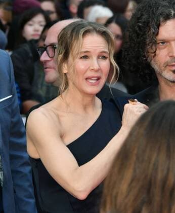 . 06 09 2016. London, United Kingdom. Premiere for Bridget Jones s Baby. Renee Zellweger attends premiere for Bridget Jones s Baby, the third instalment about the life of the eternal singleton created by Helen Fielding, at Odeon Leicester Square, London.  xNilsxJorgensenx xi-Imagesx IIM-13388-0015