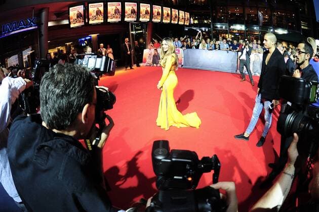 Weltpremiere SMS fuer Dich Enissa Amani Ankunft zur Weltpremiere SMS fuer Dich im CineStar im Sony Center in Berlin am 06.09.2016