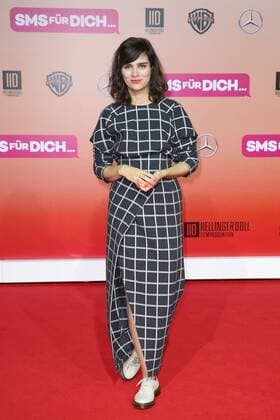 Nora Tschirner bei der SMS für Dich Filmpremiere am 06.09.2016 in Berlin SMS fuer Dich Kinopremiere in Berlin, 2016 