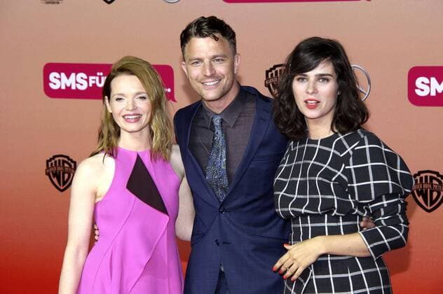 Karoline Herfurth, Friedrich Mücke und Nora Tschirner bei der Premiere des Kinofilms SMS für dich im CineStar Sony Center. Berlin, 06.09.2016 Foto:xA.xBuggex xFuturexImage