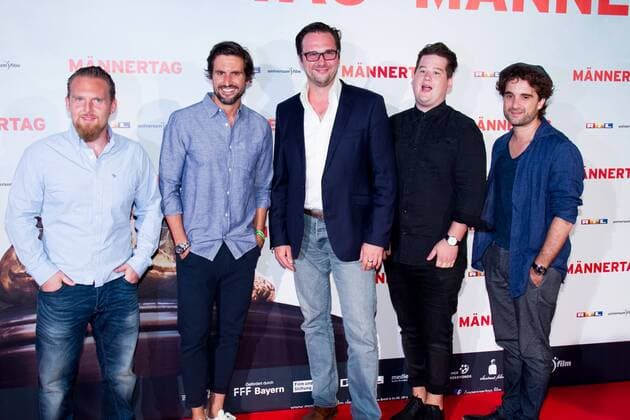 Axel Stein, Tom Beck, Holger Haase, Chris Tall, Oliver Wnuk bei der Premiere - Männertag - am 06.09.2016 in Köln. Premiere - Männertag - in Köln