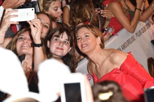 Renee Zellweger - Film, Bridget Jones s Baby Premiere - Paris - 06 09 2016 LionelUrman Panoramic 