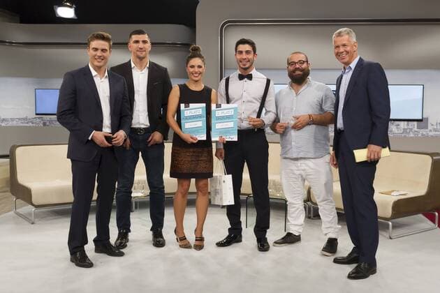 Constantin Schreiber, Marco Huck, Nazan Eckes (schwanger 7.Monat) Preistraeger Ali Can, Firas al-Shater und Peter Kloeppel - Preisverleihung des RTL Com. mit Award auf der IFA in Berlin am 07.09.2016. RTL COM.MIT AWARD