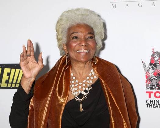 LOS ANGELES - SEP 7: Nichelle Nichols at the UNBELIEVABLE!!!!! Premiere at the TCL Chinese 6 Theaters on September 7, 2016 in Los Angeles, CA  Copyright: xKathyxHutchinsx