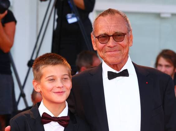 Filmfestspiele Venedig - Paradise Filmpremiere (160908) -- VENICE, Sept. 8, 2016 -- Director Andrei Konchalovsky(R) arrives for the premiere of Paradise during the 73rd Venice Film Festival in Venice, Italy, Sept. 8, 2016. ) ITALY-VENICE-FILM FESTIVAL-PARADISE-PREMIERE GongxBing 
