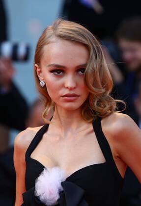 Filmfestspiele Venedig - Planetarium Filmpremiere (160908) -- VENICE, Sept. 8, 2016 -- Actress Lily-Rose Depp arrives for the Premiere of movie Planetarium at the 73rd Venice Film Festival in Venice, Italy, Sept. 8, 2016. ) ITALY-VENICE-FILM FESTIVAL-PLANETARIUM-PREMIERE GongxBing 