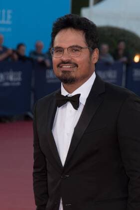 Festival du Cinema Americain in Deauville - War On Everyone Filmpremiere 211186 Arnal-Bar Starface 2016-09-08 Deauville France 42nd Deauville American Film festival. Red Carpet de War on everyone . 42e Festival du cinema americain de Deauville. Michael Pena. Pena, Michael  Copyright: xArnal-Barx STAR_211186_028