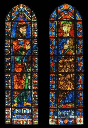 Stained glass window from Bourges Cathedral, France. Shows The prophets Micah and Jonah; 13th century WHA  !ACHTUNG AUFNAHMEDATUM GESCHÄTZT! Copyright: WHA UnitedArchivesWHA_056_0669