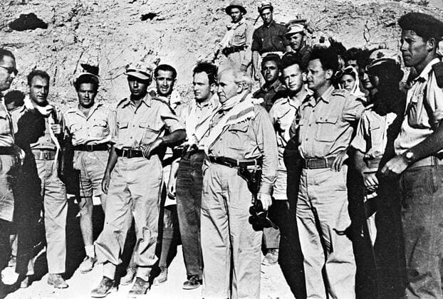 Yitzhak Rabin as a young Israeli officer with Prime Minister David Ben Gurion and Yigal Allon 1949 WHA  !ACHTUNG AUFNAHMEDATUM GESCHÄTZT! Copyright: WHA UnitedArchivesWHA_059_0079