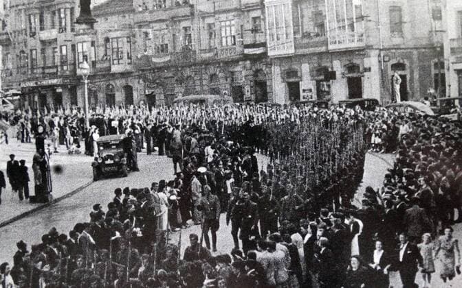 The Condor Legion marches through the Spanish city of Gijon, 1937, during the Spanish Civil War WHA  !ACHTUNG AUFNAHMEDATUM GESCHÄTZT! Copyright: WHA UnitedArchivesWHA_064_0687