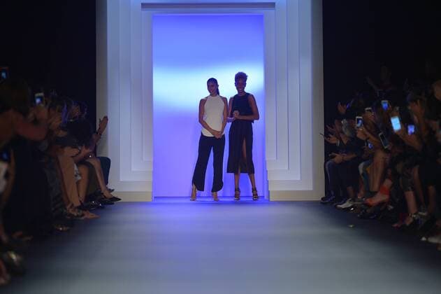 New York Fashion Week - Cushnie et Ochs Modenschau The designers greet the audience at the Cushnie Et Ochs show during New York Fashion Week: The Shows at The Dock, Skylight at Moynihan Station in New York City on September 9, 2016.  NYP20160909978 ANDREAxHANKS