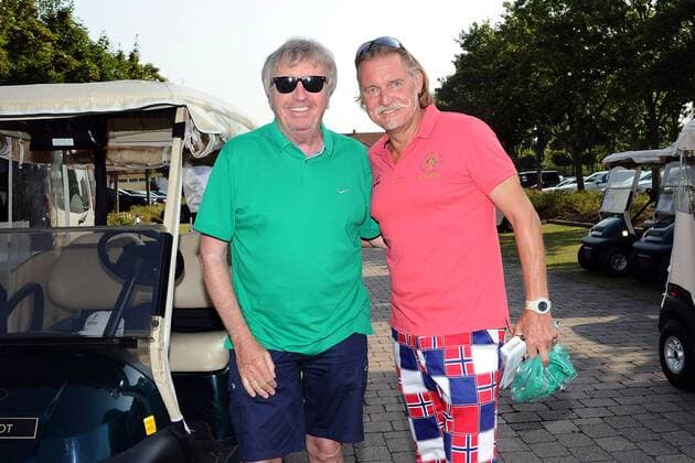 5. Aktion Kinderträume Golf Cup . Moderator Werner Schulze Erdel links und TV-Anwalt Ingo Lenßen anläßlich des 5. Aktion Kinderträume Golf Cup am 09.09.2016 in St. Leon-Rot.