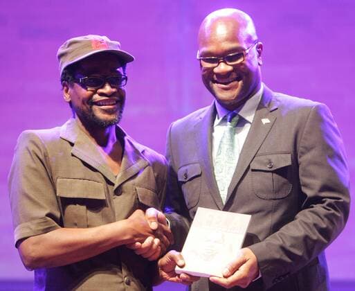 Moshito Music Conference and Exhibition at SABC JOHANNESBURG, SOUTH AFRICA ? SEPTEMBER 08: Minister of Arts and Culture Nathi Mthethwa and Sipho Sithole during the Moshito Music Conference and Exhibition at the SABC on September 08, 2016 in Johannesburg, South Africa. Speaking during the conference, SABC COO Hlaudi Motsoeneng promised to do root out corruption at the corporation. ( Gallo00060948