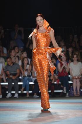 A model walks on the runway at the Christian Siriano show during New York Fashion Week: At Artbeam in New York City on September 10, 2016.  NYP201610010007 ANDREAxHANKS