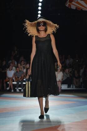 A model walks on the runway at the Christian Siriano show during New York Fashion Week: At Artbeam in New York City on September 10, 2016.  NYP201610010012 ANDREAxHANKS