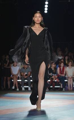 A model walks on the runway at the Christian Siriano show during New York Fashion Week: At Artbeam in New York City on September 10, 2016.  NYP201610010019 ANDREAxHANKS