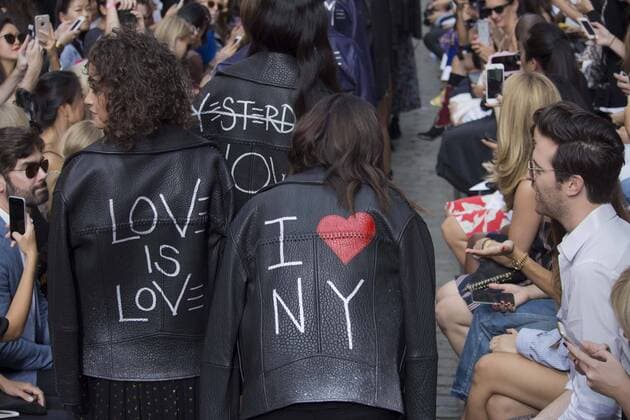 New York Fashion Week - Rebecca Minkoff Modenschau auf der Straße September 10, 2016 - New York, New York, U.S. - Rebecca Minkoff fashion show in New York, Sep. 10, 2016. New York U.S. - ZUMAm57_