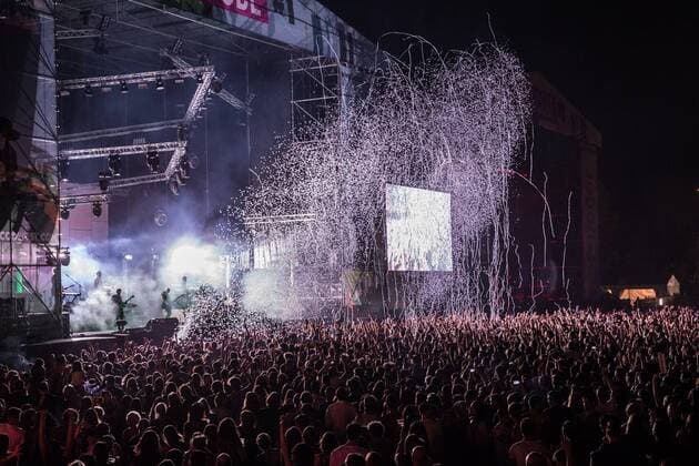 Spanish music Love of Lesbian at Dcode music festival in Madrid. September 10, 2016.  (20160910029)