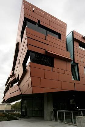 Architektur von Thom Mayne Feb 17, 2009 - Pasadena, California, USA - The newly built Cahill Center for Astronomy and Astrophysics at the California Institute of Technology. Designed by architect Thom Mayne, founder of the Santa Monica firm Morphosis. - ZUMAa01_