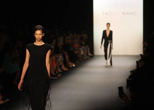 NEW YORK, Sept. 12, 2016 -- Models present creations of Taoray Wang Spring Summer 2017 collection during the New York Fashion Week in New York, the United States, Sept. 12, 2016. ) U.S.-NEW YORK-FASHION WEEK-TAORAY WANG WuxRong 