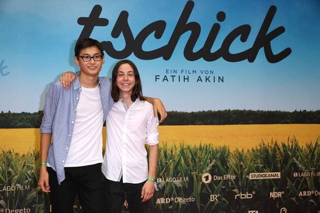 Anand Batbileg und Tristan Göbel, die beiden Hauptdarsteller bei der Premiere vom Kinofilm Tschick am 12.09.2016 in Berlin Tschick Kino Premiere in Berlin, 2016 